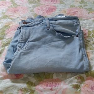 Ladies midrise old navy skinny jeans